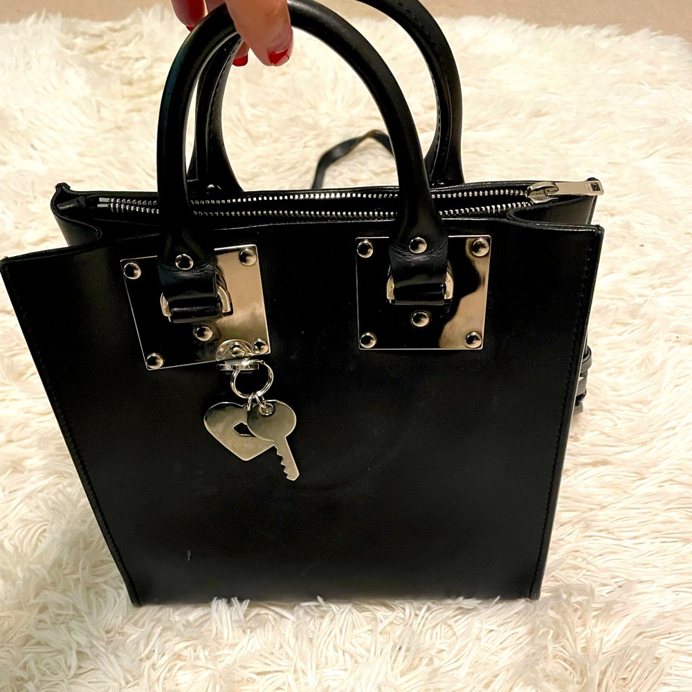 Beautiful Sophie Hulme tote bag